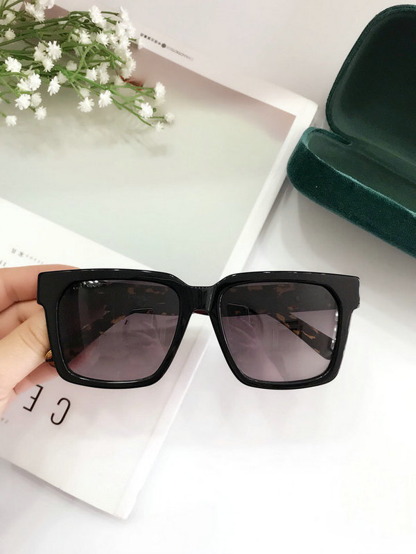 Gucci Sunglasses GGS150272G790