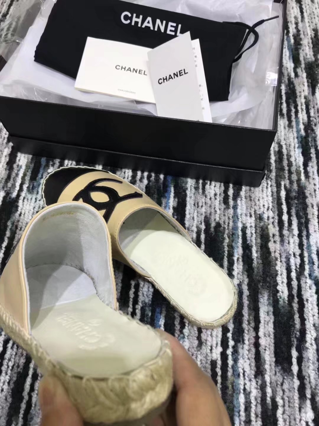 Chanel Slippers CH2287LRF Apricot