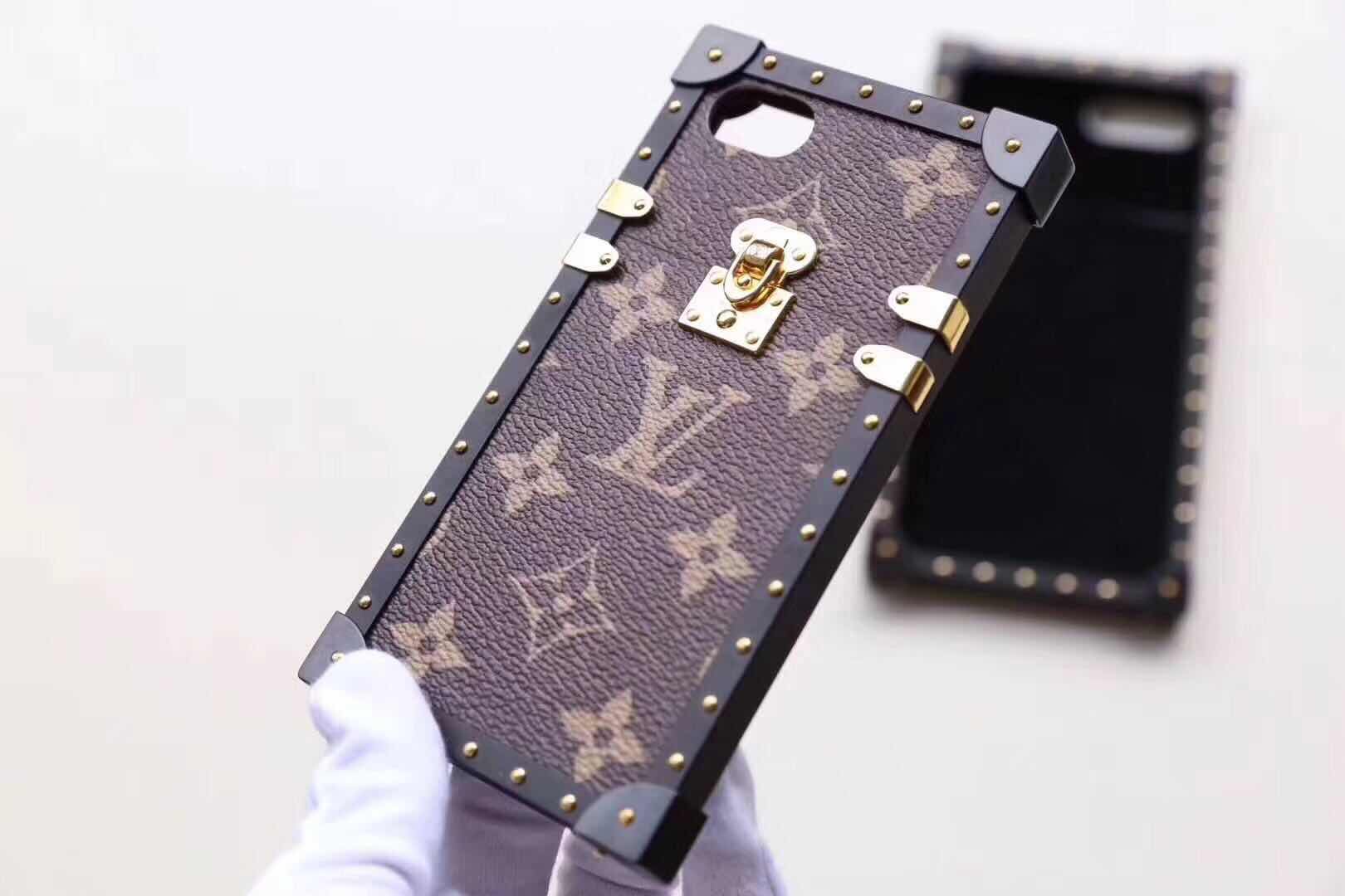 Louis vuitton monogram canvas  iPhone case 5569