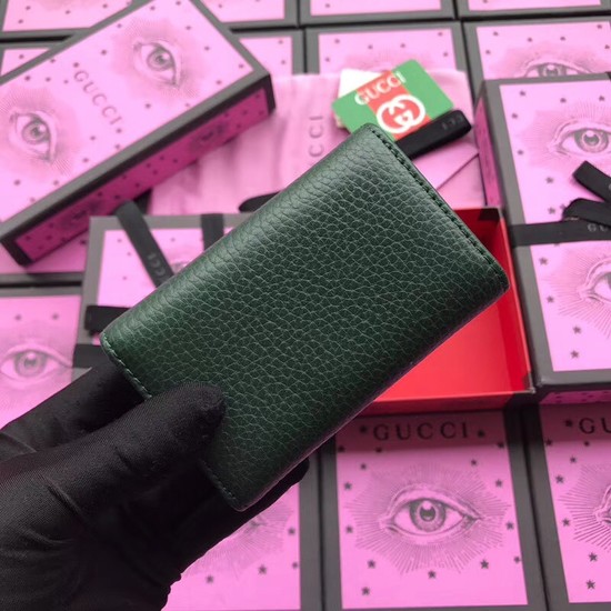 Gucci GG Supreme key case butterfly 519801 green