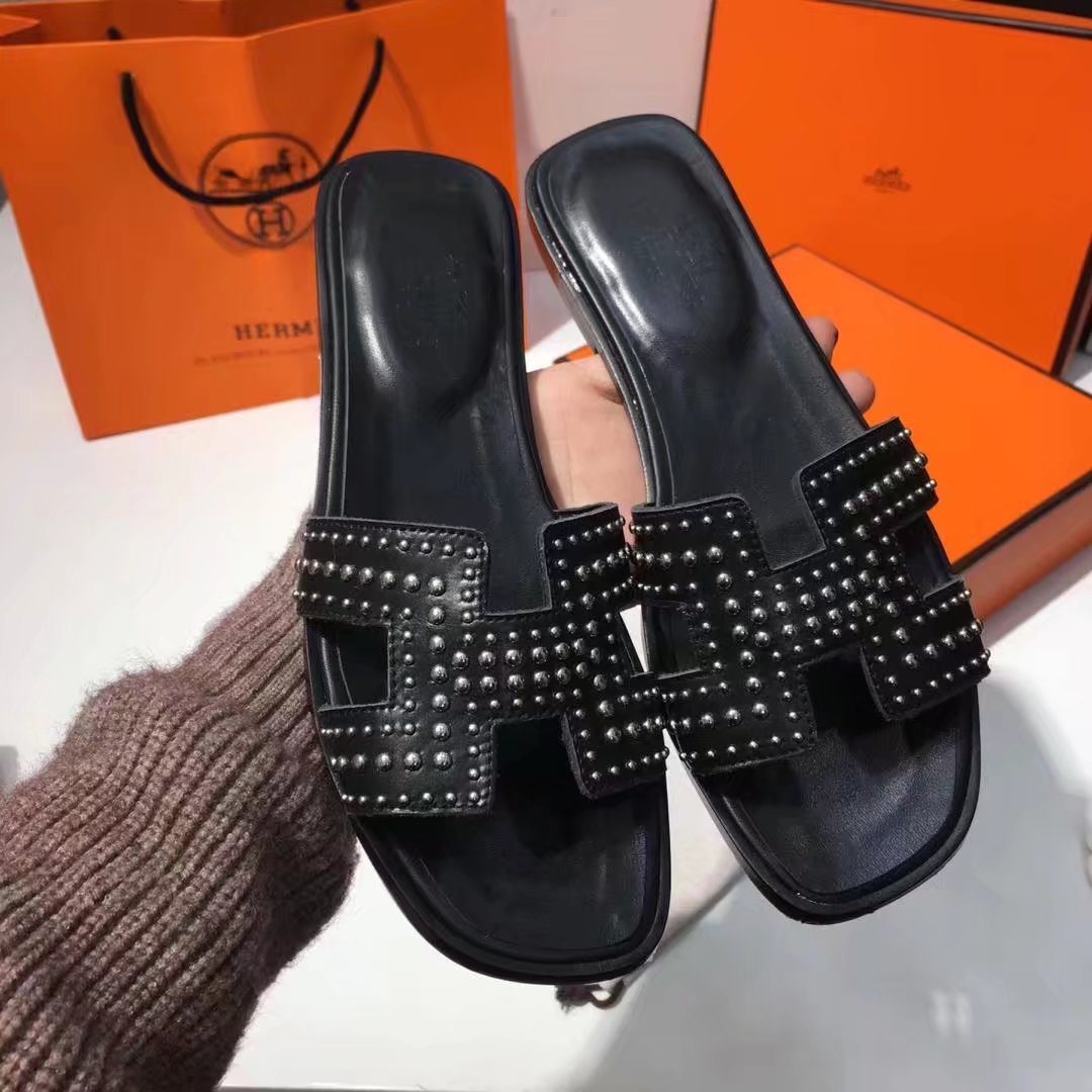 Hermes Leather Slipper HO781JYX Black