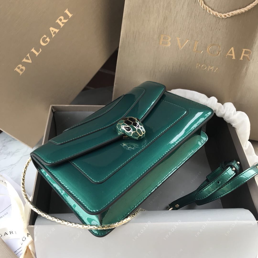 BVLGARI Serpenti Forever metallic-leather shoulder bag 4953 green