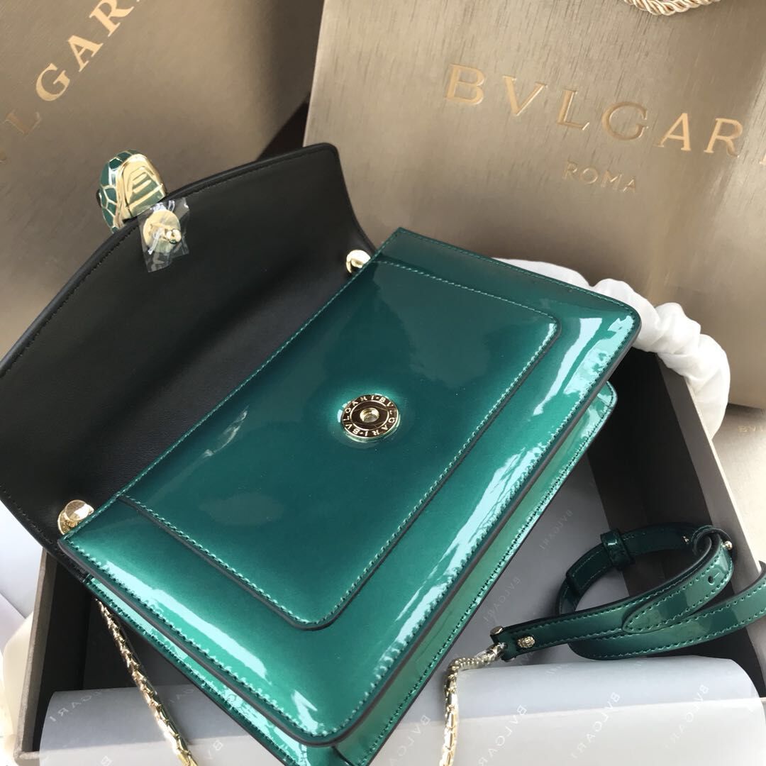 BVLGARI Serpenti Forever metallic-leather shoulder bag 4953 green