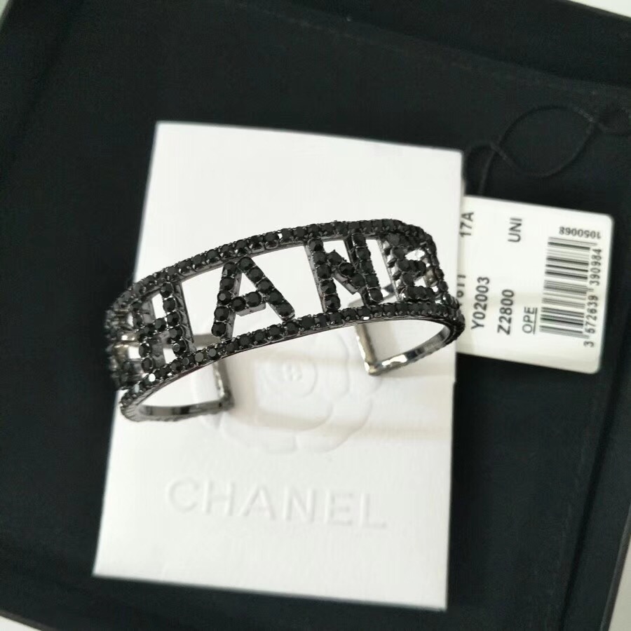 Chanel Bracelet 2300