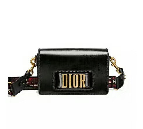 DIO(R)EVOLUTION FLAP BAG WITH SLOT HANDCLASP IN BLACK CRINKLED CALFSKIN WITH BOHO STRAP