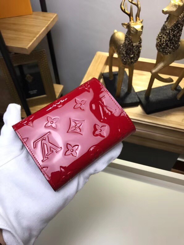 Louis Vuitton Monogram Vernis VICTORINE WALLET M62427 red