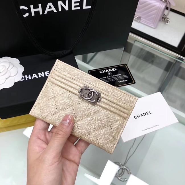 BOY CHANEL Card Holder A84431 gold