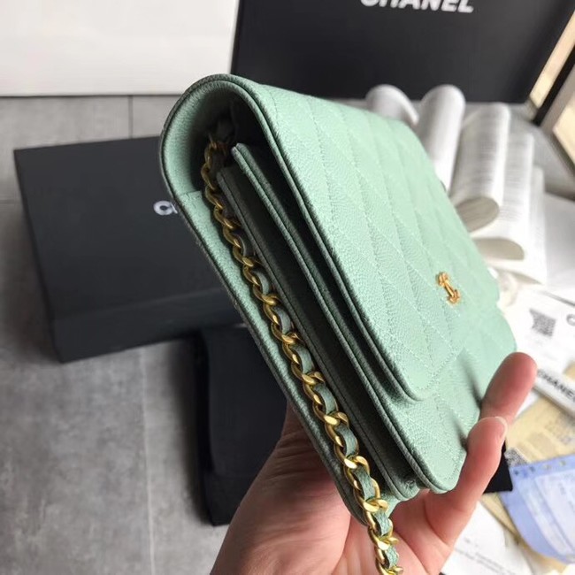 BOY CHANEL Clutch with Chain A84433 green