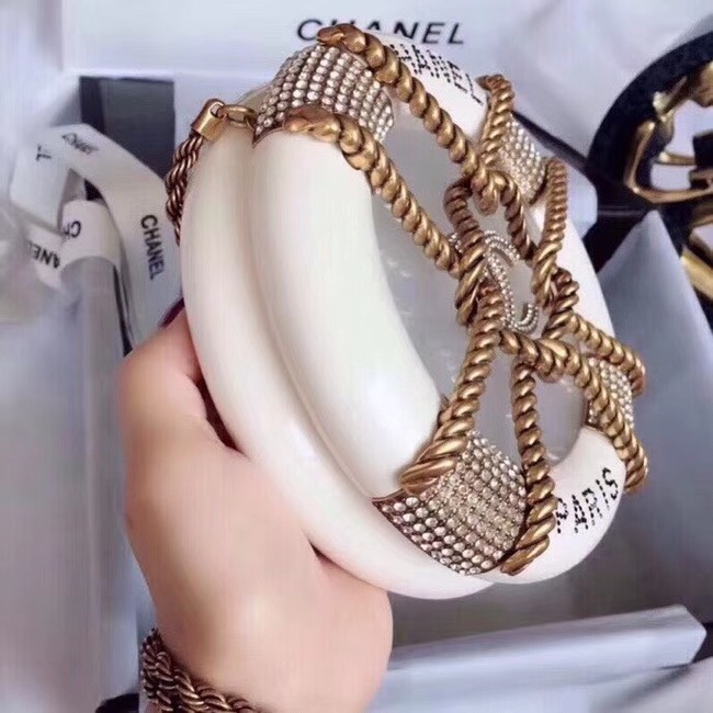 Chanel Original Minaudiere Resin Strass & Gold-Tone Metal A94672 White