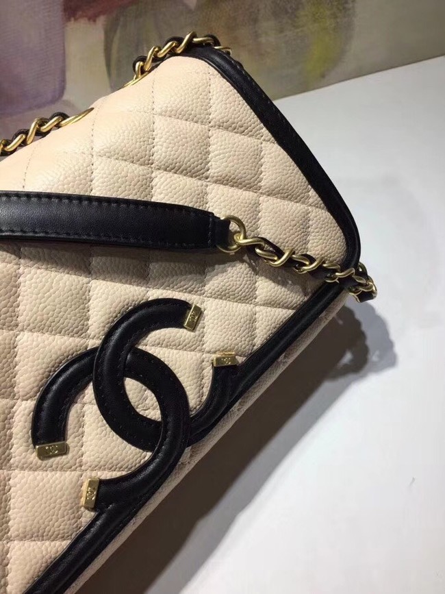 CHANEL Original Clutch with Chain A85533 creamy-white