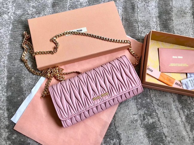 miu miu Matelasse Nappa Leather Clutch 5DH002 pink