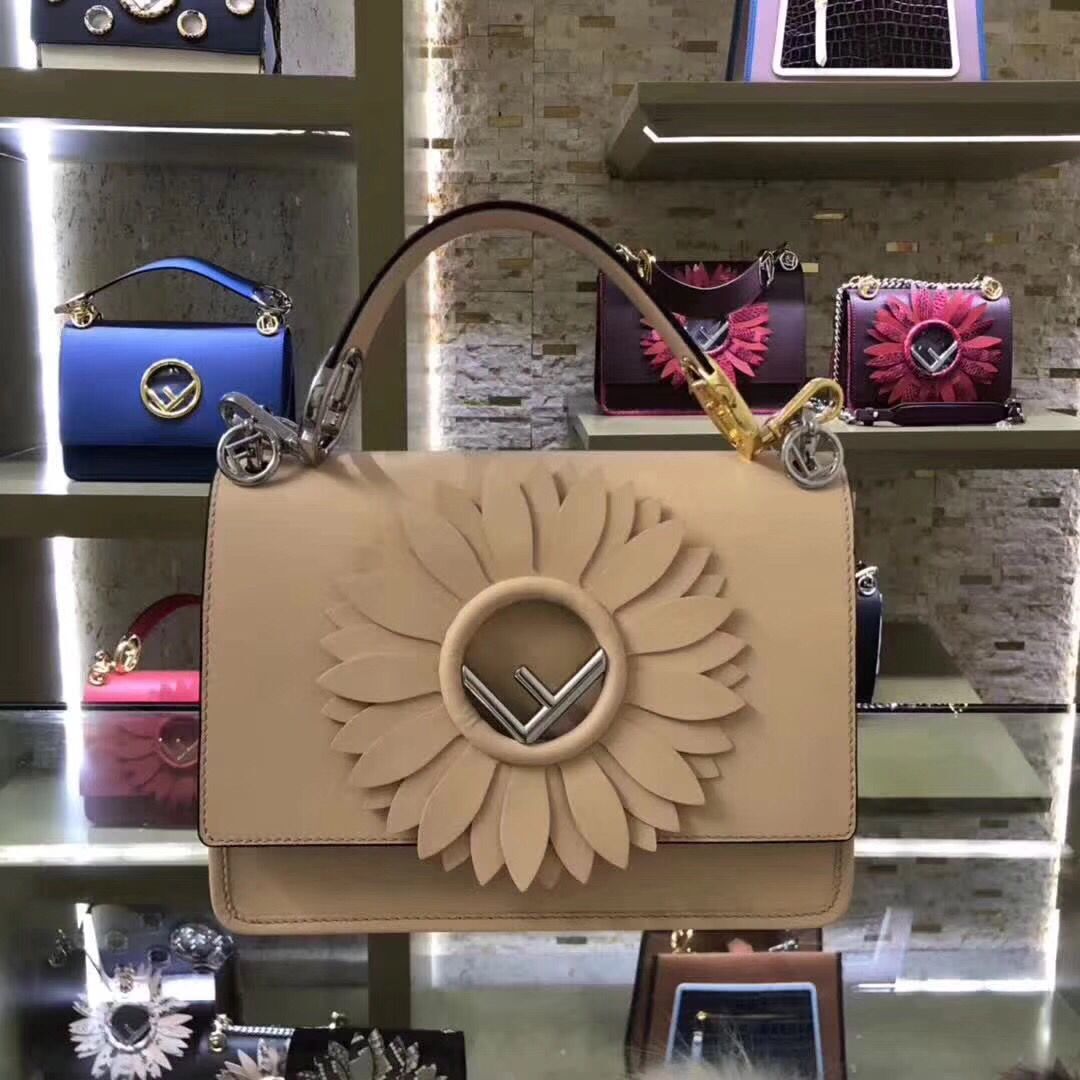 FENDI Kan I Leather Shoulder Bag B9288 Apricot