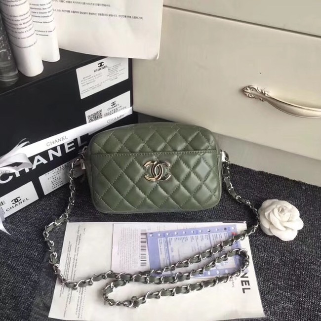 Chanel Classic Clutch with Chain Original Sheepskin 57746 green