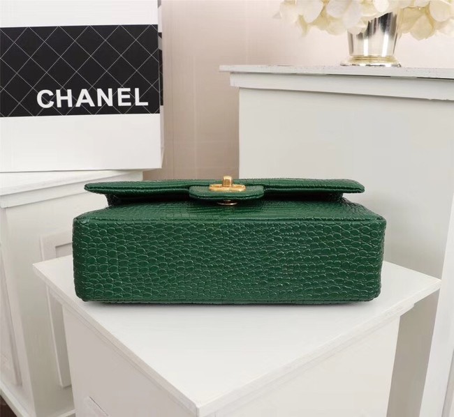 Chanel Classic Handbag Alligator & Gold-Tone Metal A01112 green