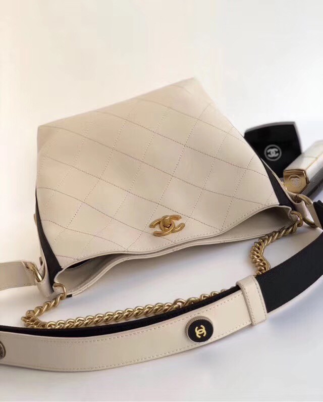 Chanel Hobo Handbag Calfskin Grosgrain & Gold Tone Metal A57576 white