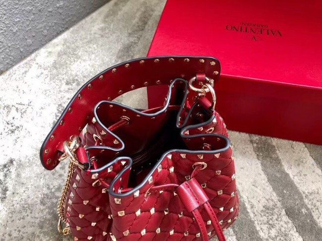 VALENTINO Rockstud leather bucket bag 0059L red