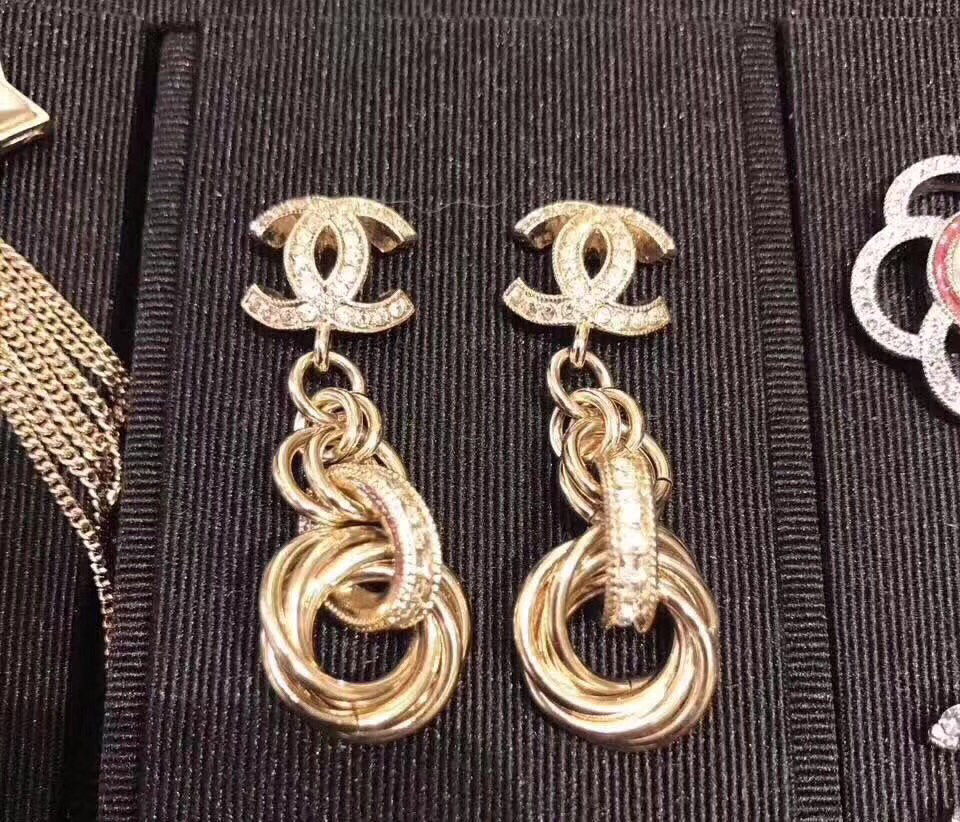 Chanel Earrings 18118