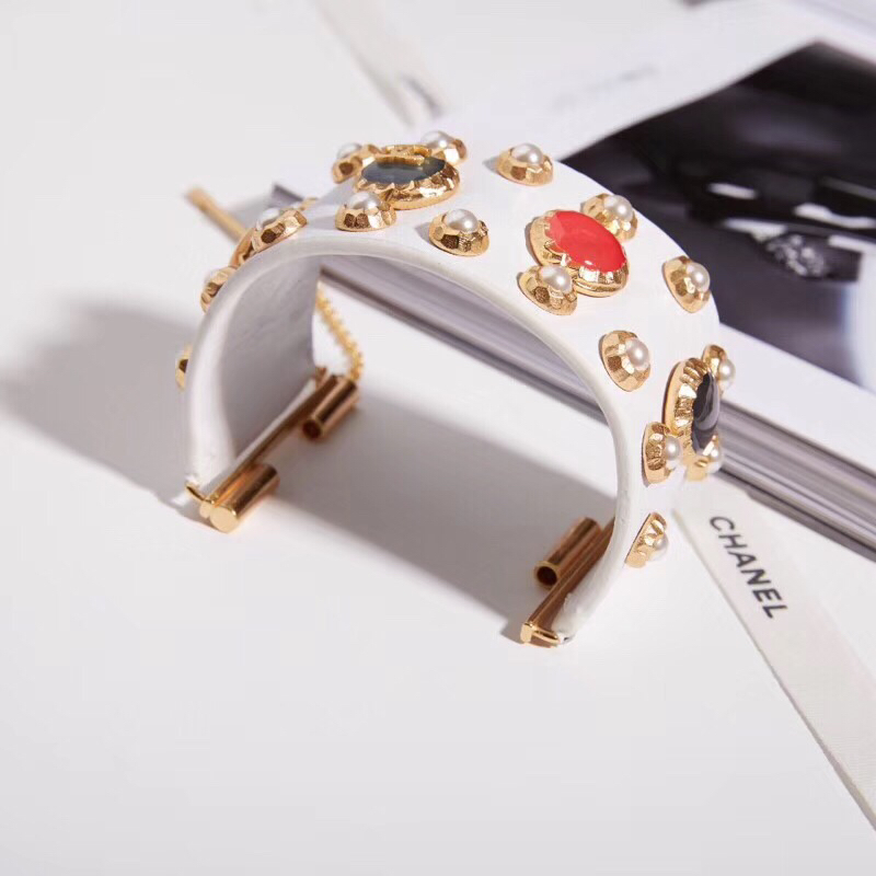 Chanel Bracelet 18217