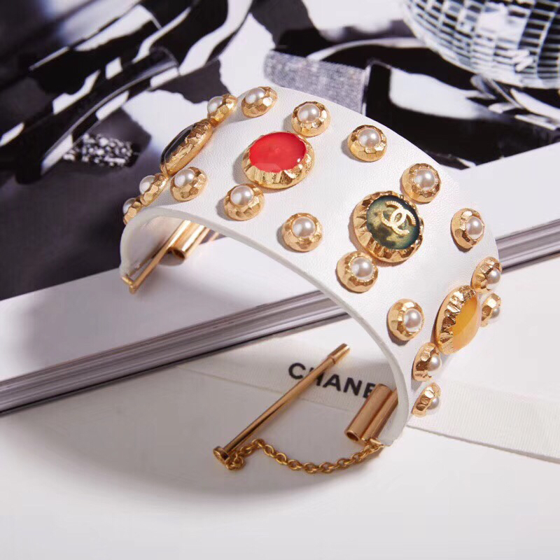 Chanel Bracelet 18217