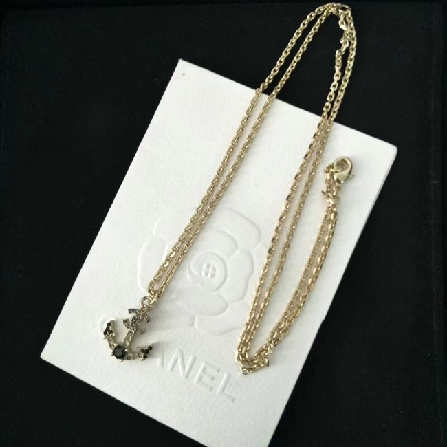 Chanel Necklace 18225