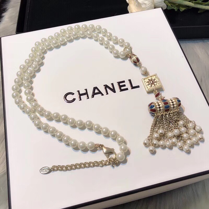 Chanel Necklace 18233