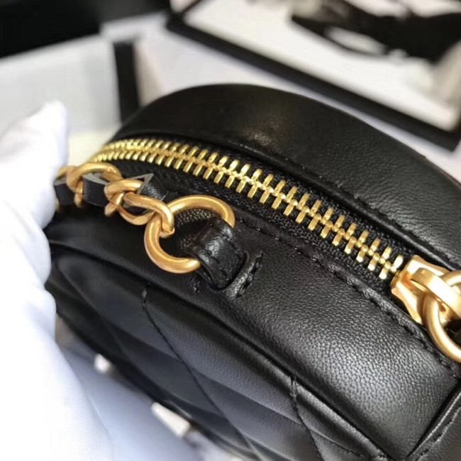 Chanel clutch with chain Lambskin & Gold-Tone Metal A81620 black