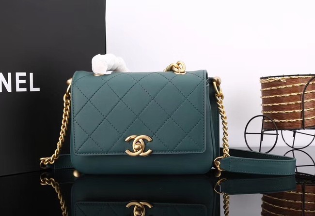 Chanel flap bag Calfskin & Gold-Tone Metal A57552 green