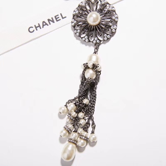 Chanel Brooch 18272