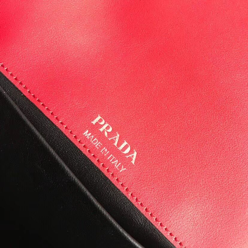 Prada Sidonie leather shoulder bag 1BD168 red