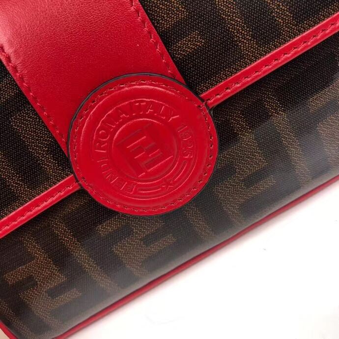 Fendi WALLET ON CHAIN 8HF836 RED