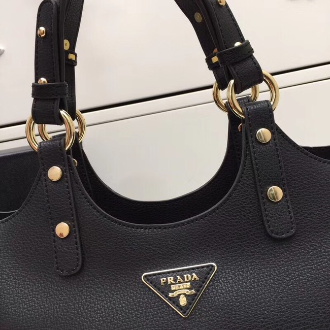 Prada Calf leather bag 2209 black