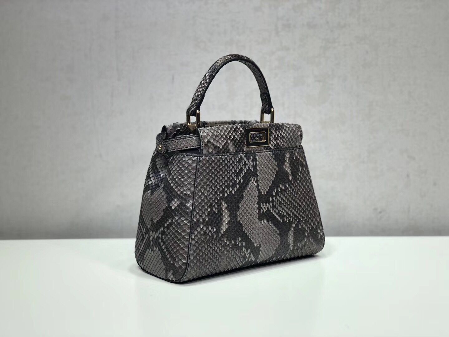 Fendi MINI PEEKABOO Handbag asphalt-grey pytho 8BN244K