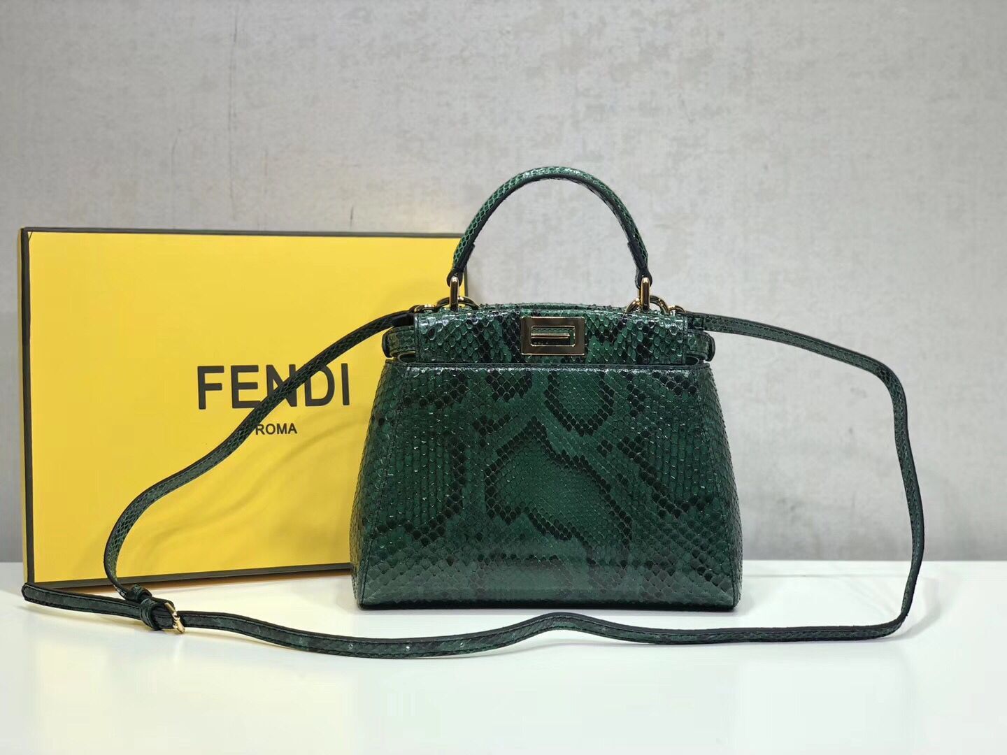 Fendi MINI PEEKABOO Handbag python 8BN244K green