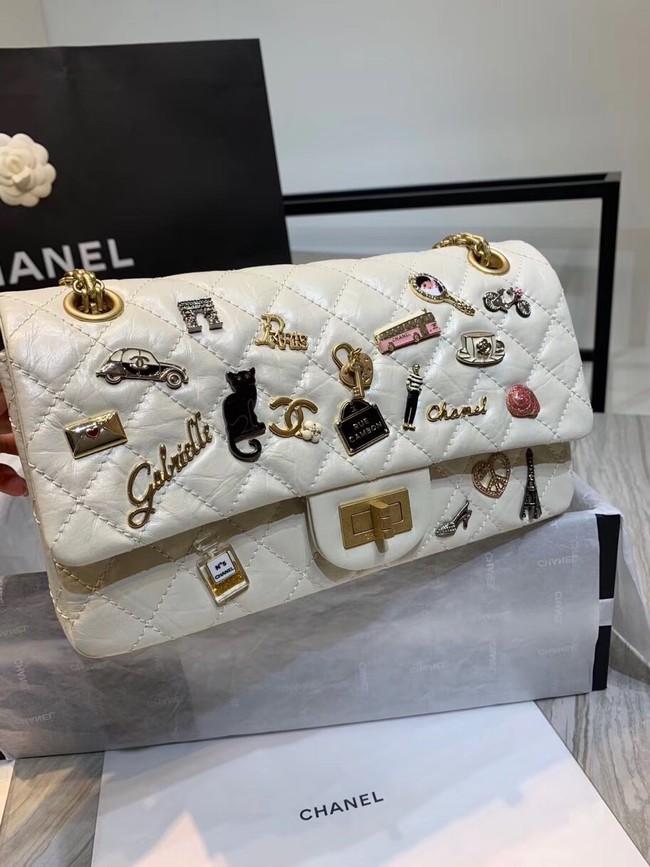 Chanel 2.55 handbag Aged Calfskin, Charms & Gold-Tone Metal A37586 creamy-white