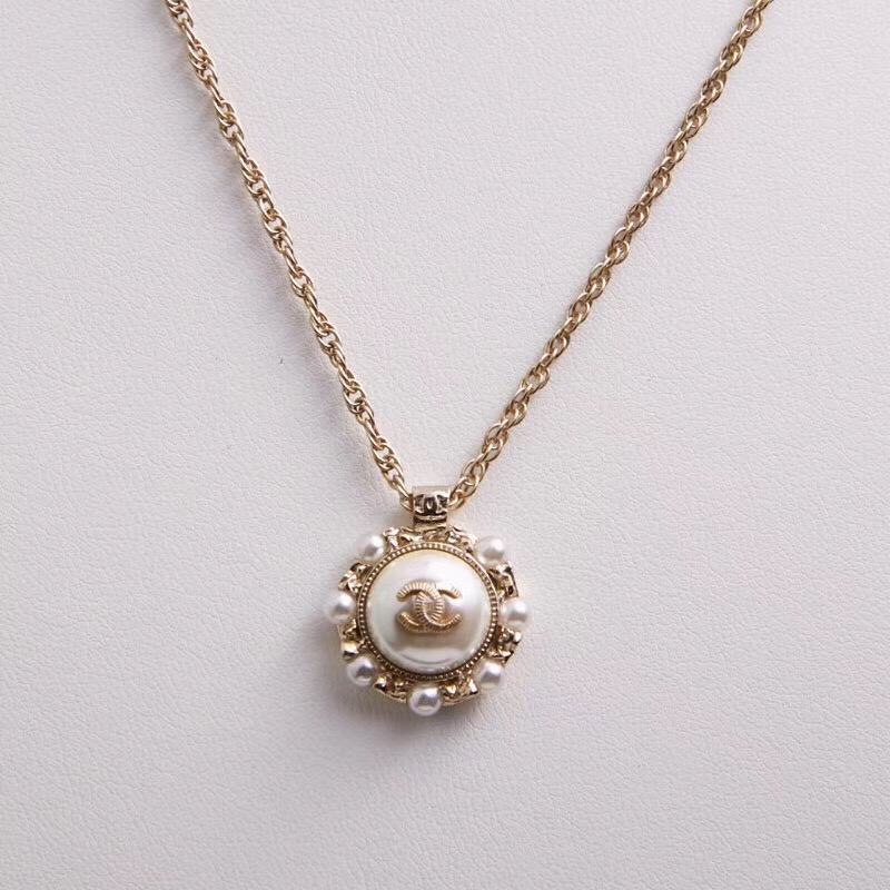 Chanel Necklace CC122738