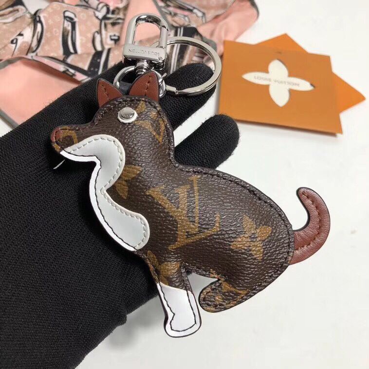 Louis Vuitton Keychain LV122619