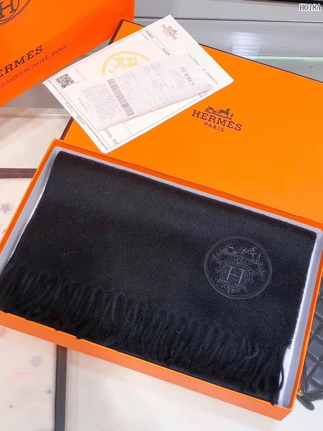 Hermes Cashmere scarf H2599 black