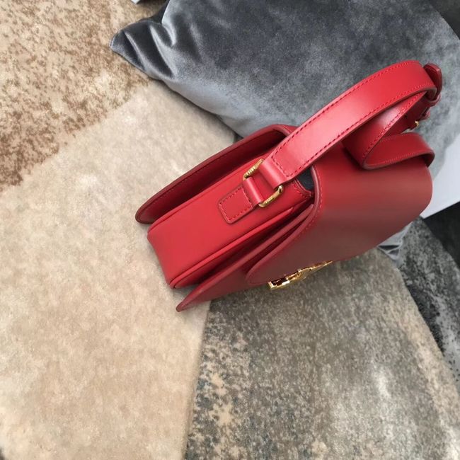 CELINE MEDIUM TRIOMPHE BAG IN SHINY CALFSKIN CL87363 RED