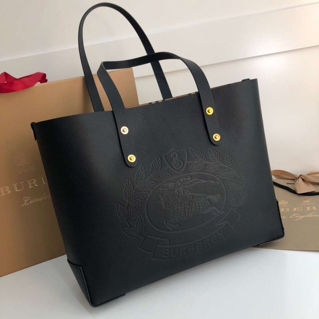 BURBERRY Embossed crest leather tote 13134 black