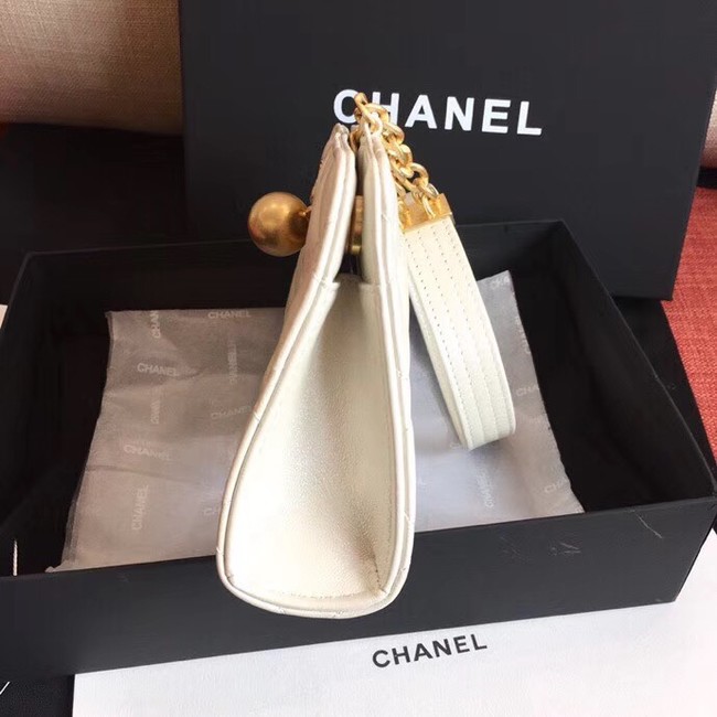 Chanel clutch Lambskin & Gold-Tone Metal AS0178 White