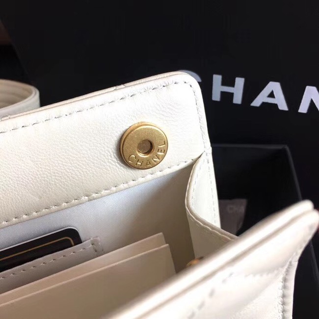 Chanel clutch Lambskin & Gold-Tone Metal AS0178 White