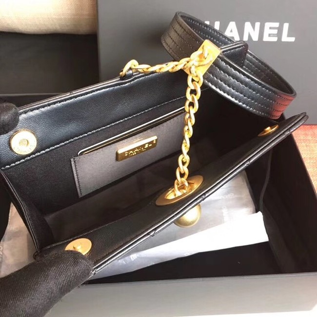 Chanel clutch Lambskin & Gold-Tone Metal AS0178 black