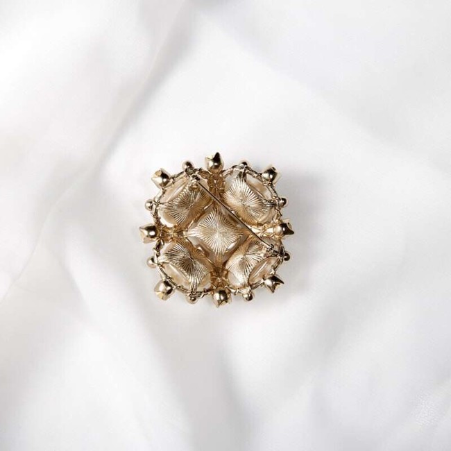 Chanel Brooch CE19472