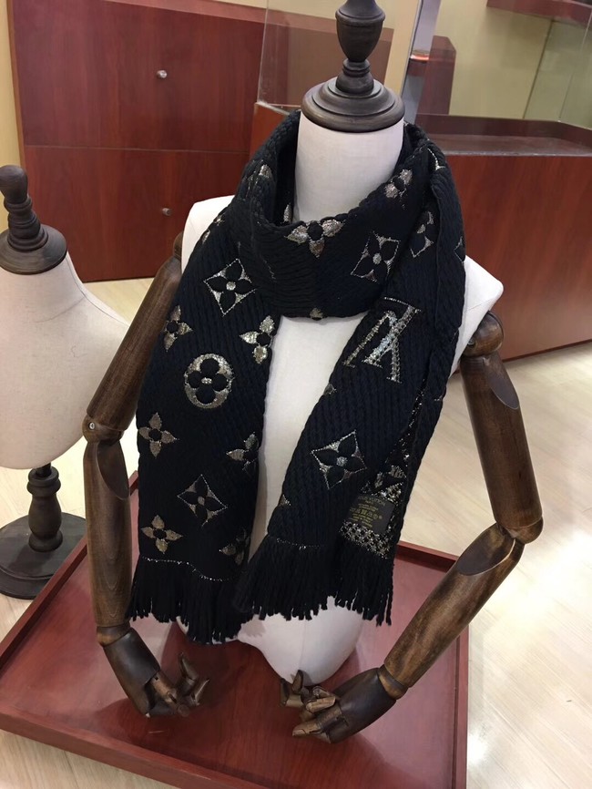 Louis Vuitton Cashmere Scarf LV3306A black