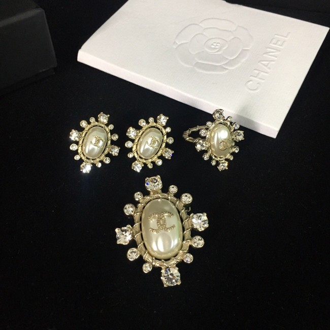 Chanel Earrings CE2031