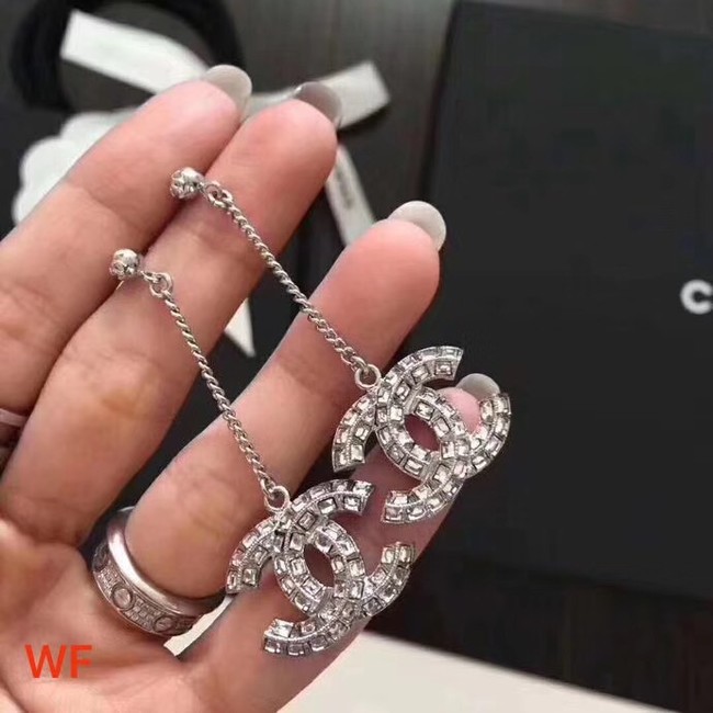 Chanel Earrings CE2060