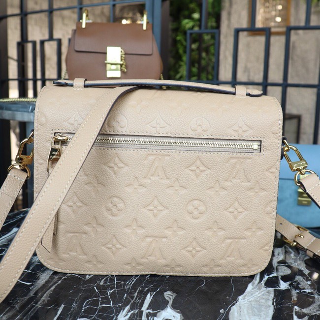 Louis Vuitton POCHETTE METIS M44300 Beige Rose Creme