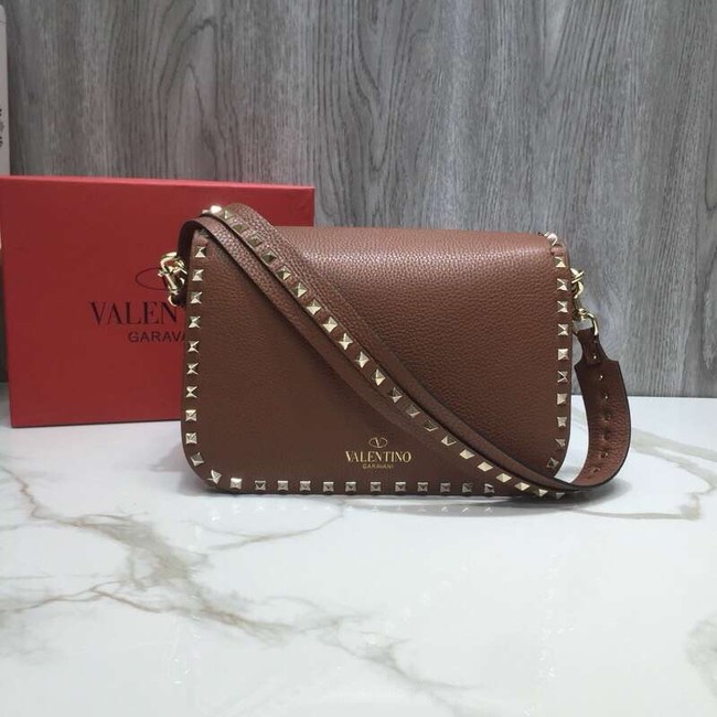 VALENTINO Rockstud grained leather messenger 0936B brown