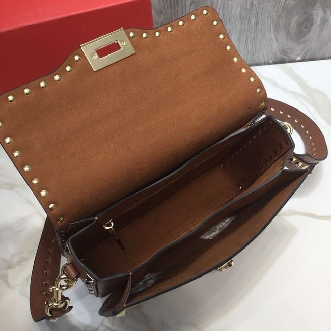 VALENTINO Rockstud grained leather messenger 0936B brown