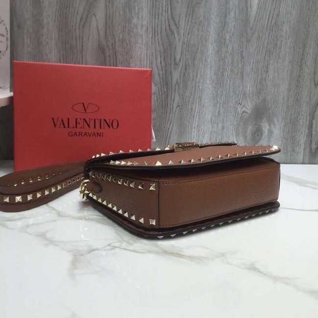 VALENTINO Rockstud grained leather messenger 0936B brown